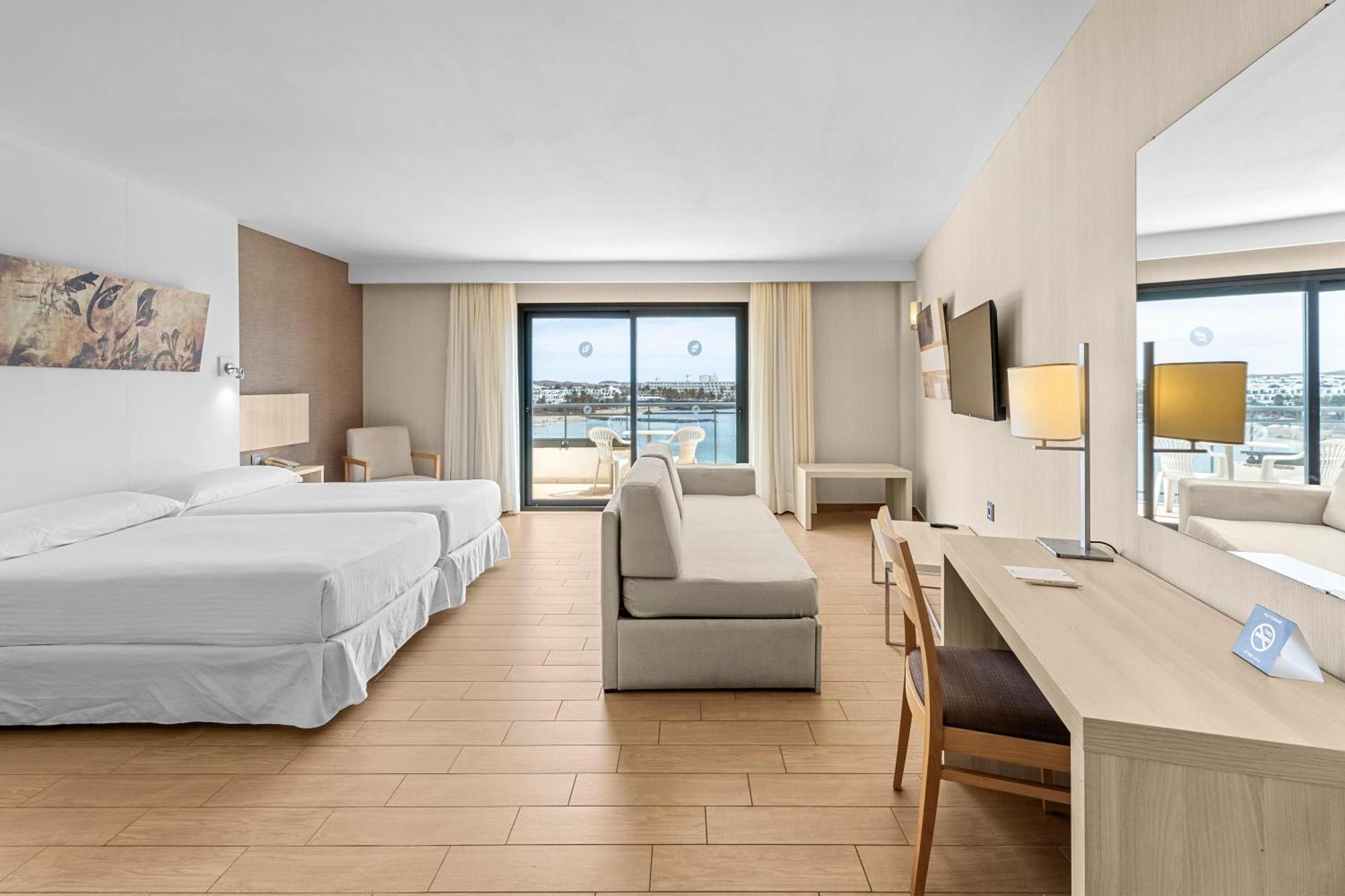 Thb Lanzarote Beach Коста-Тегісе Екстер'єр фото