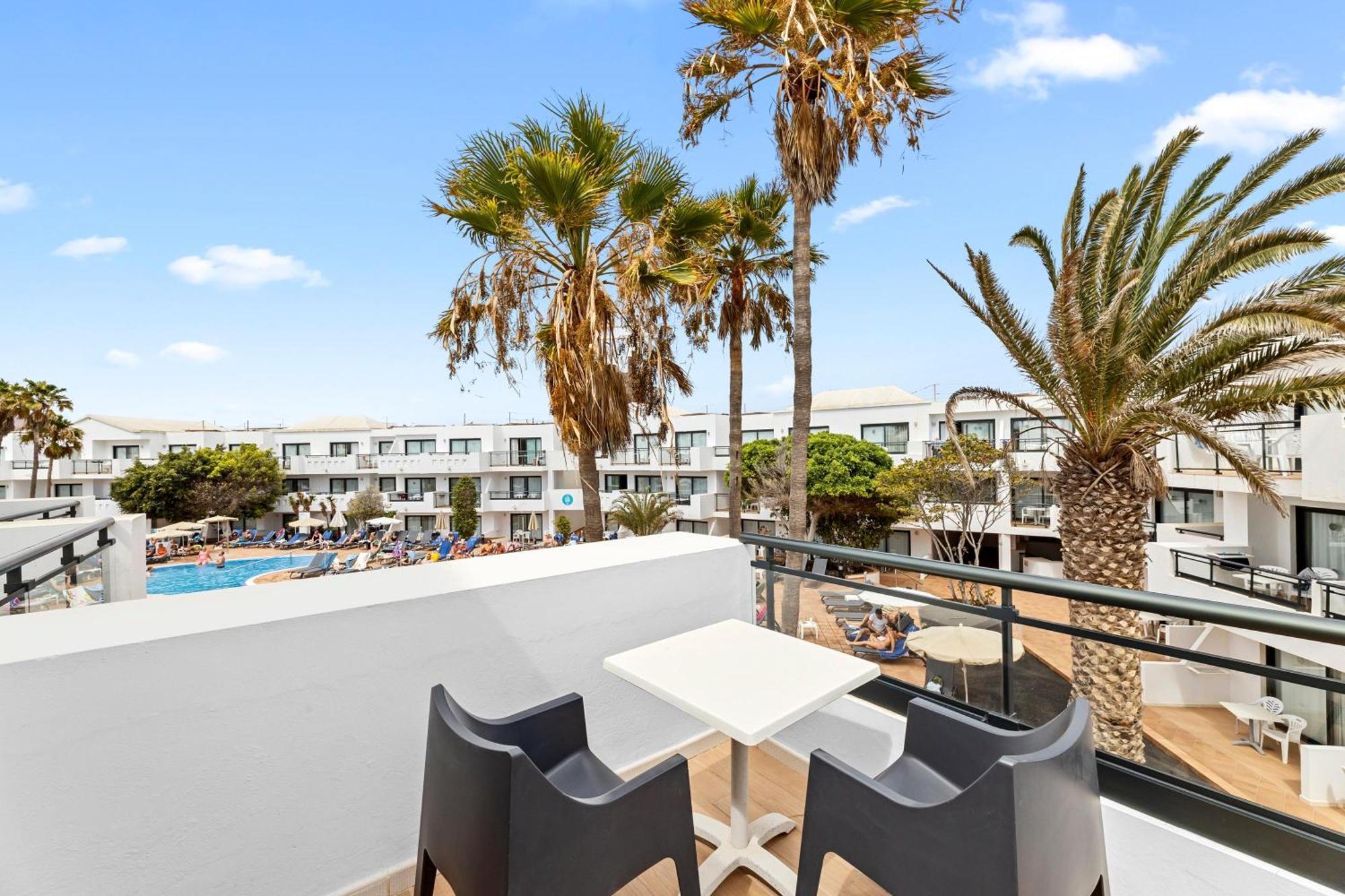Thb Lanzarote Beach Коста-Тегісе Екстер'єр фото